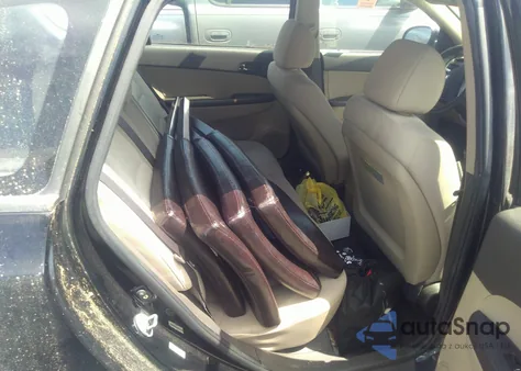 2011 Hyundai Elantra Touring Gls z USA, uszkodzony, nr VIN KMHDB8AE6BU106481